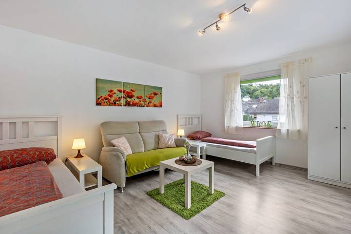 Ferienhaus für 11 Personen, mit Balkon und Garten in Usingen
