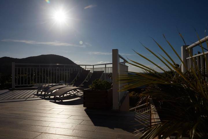 Villa pour 7 personnes, avec vue ainsi que jardin et piscine à Deshaies - 3