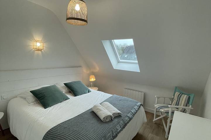 Location de vacances pour 10 personnes, avec Jacuzzi ainsi que Terrasse et Jardin à Gouesnach - 4