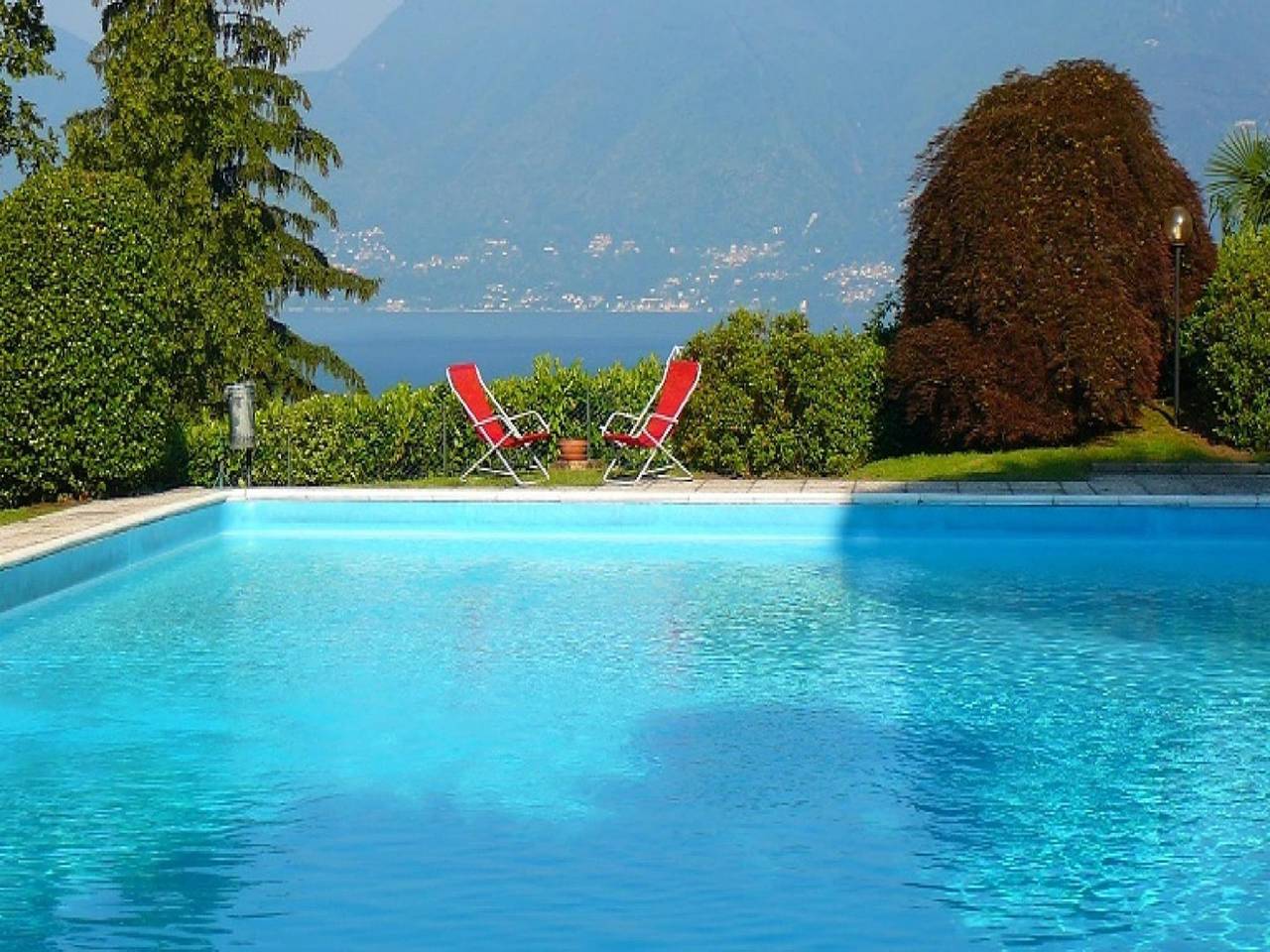 Ganze Wohnung, Ferienwohnung mit Seeblick in Luino für 4 Personen in Luino, Comune di Luino