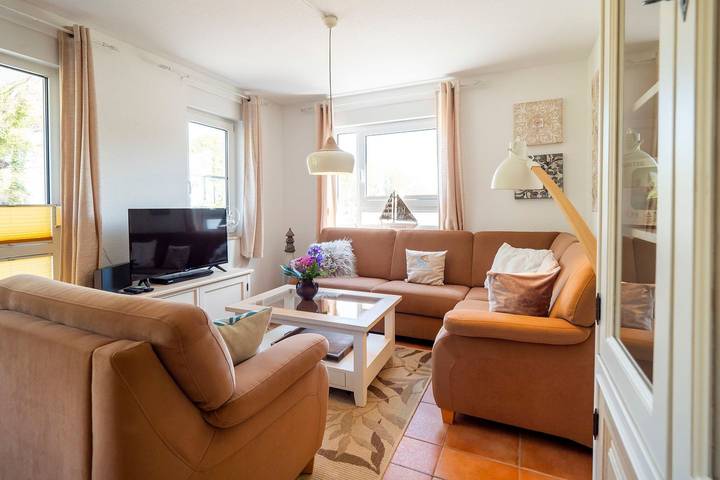 Ferienwohnung für 4 Personen, mit Balkon in Zingst - 2