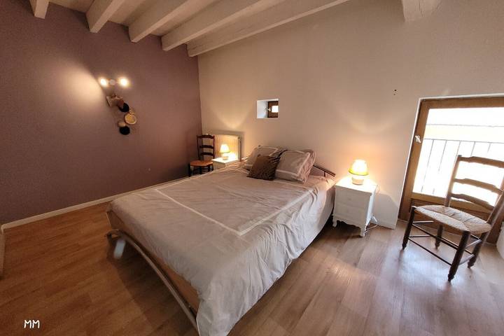 Les Gîtes de Louisette  Le 974 grand gite avec pis in Ébreuil, Région de Montluçon