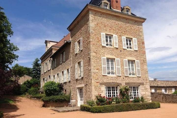 Location de vacances pour 30 personnes à Prissé