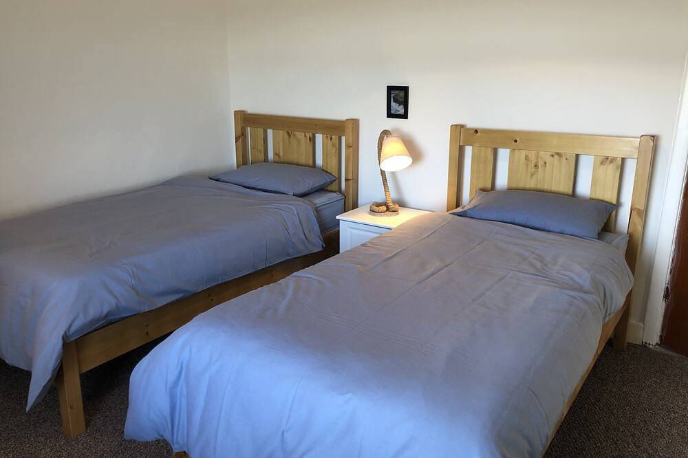Cosy cottage with ocean view in County Clare