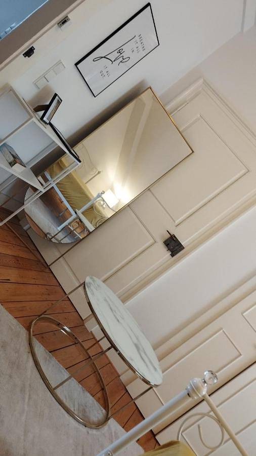 Basic Triple Room with Shared Bathroom in Mannheim, Kurpfalz