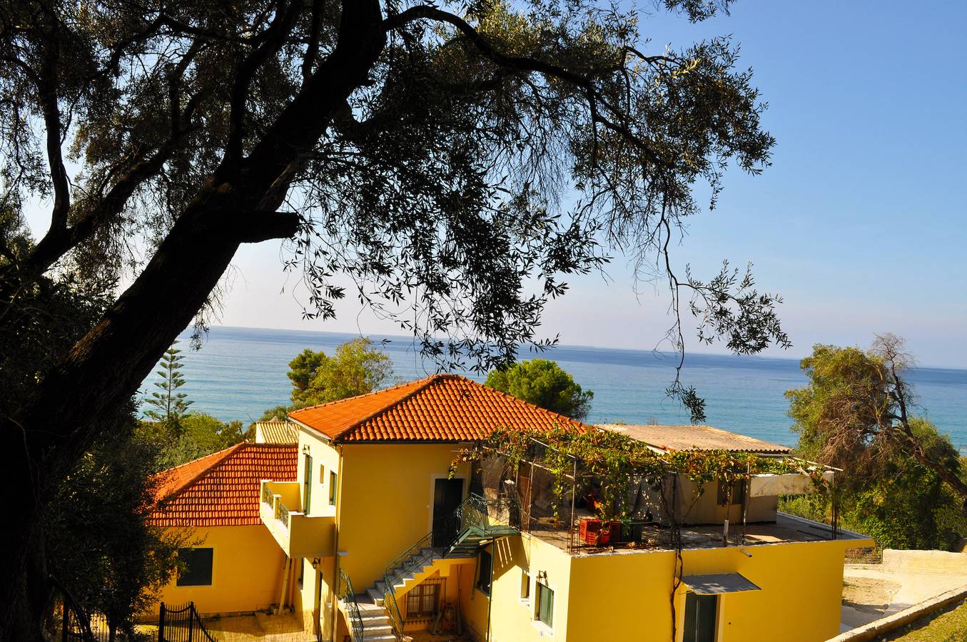 Holiday House Angelos A on Agios Gordios Beach in Άγιο Γόρδιο, Κέρκυρα