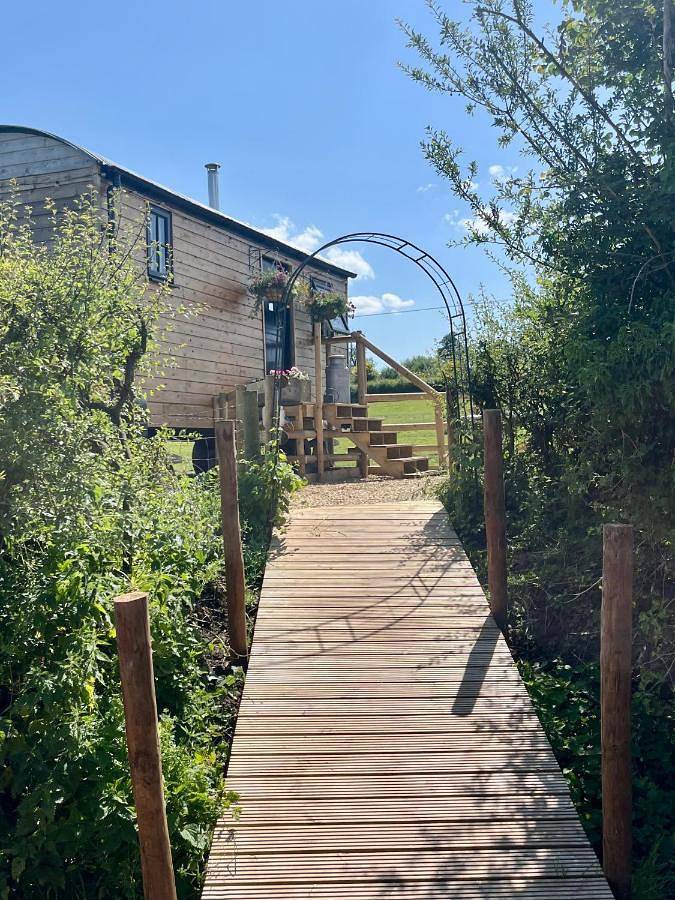 Camping for 2 personer, med Terrasse og Hage i tillegg til Utsikt i Cotswolds