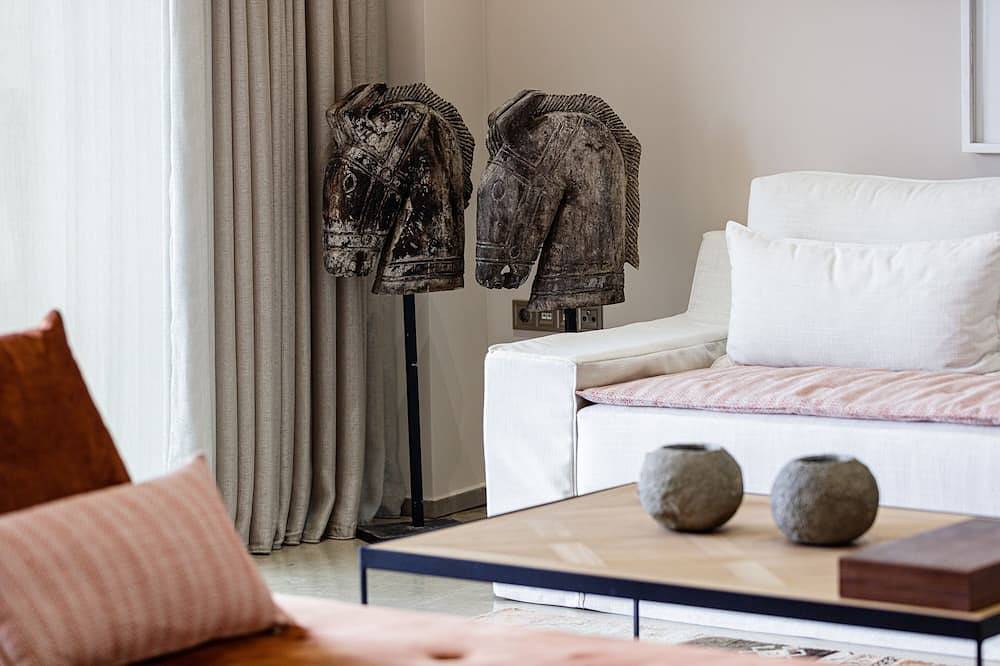 Casa Tequiero, an Ethereal Seaview Retreat in Limenas Chersonisou, Iraklio-Heraklion und Umgebung