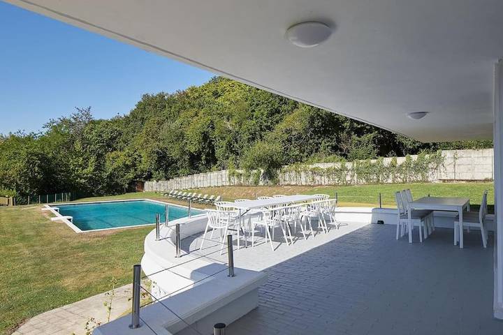 Casa rural para 16 personas, con jardín y piscina además de vistas y terraza, Se admiten mascotas en Fuenterrabía - 2