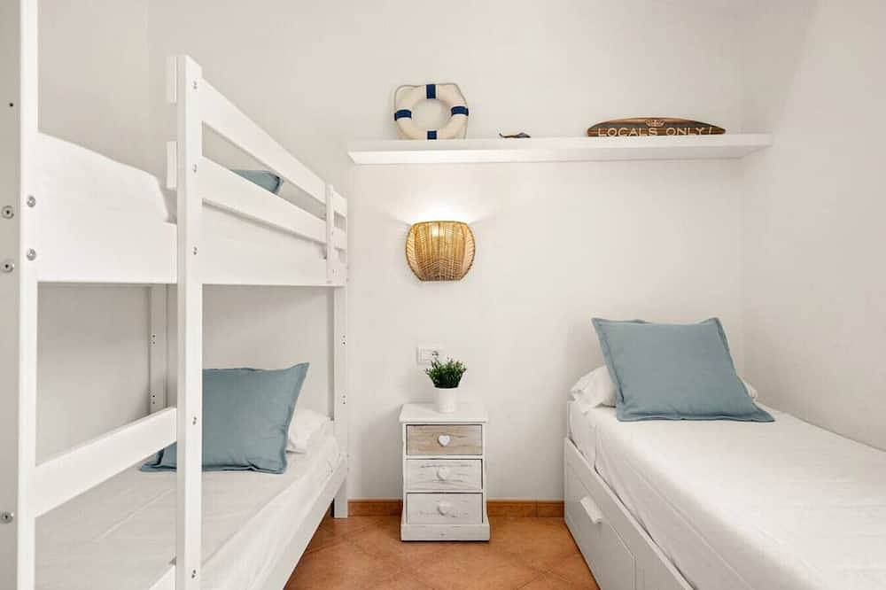 Villa Gloria - Cheerful 2-bedroom villa with pool in Cala en Bosc, Ciutadella