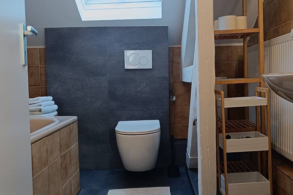 Ganze Wohnung, Super Wohnung #4 im Zentrum nahe Burg Stolberg in Stolberg, Rheinland