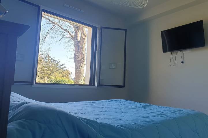 Location de vacances pour 6 personnes, avec balcon et jardin dans Plage du Roaliguen - 3