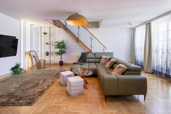 Ferienwohnung für 8 Personen, mit Terrasse und Ausblick - 1