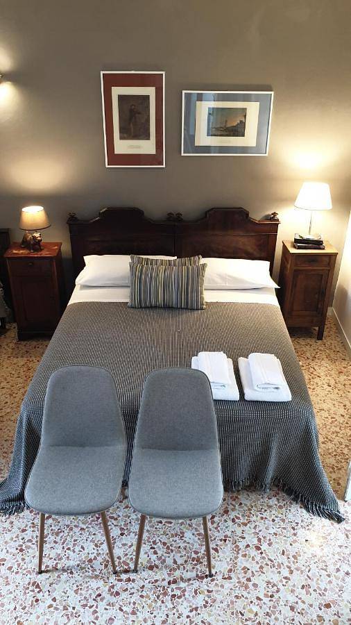 Gîte pour 5 personnes, avec balcon à Crémone - 4