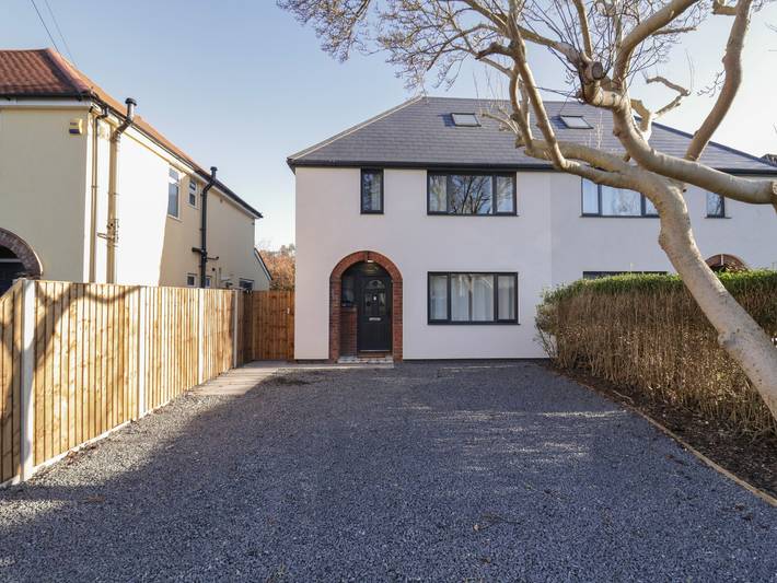 Gîte pour 10 personnes, avec jardin, animaux acceptés - 1