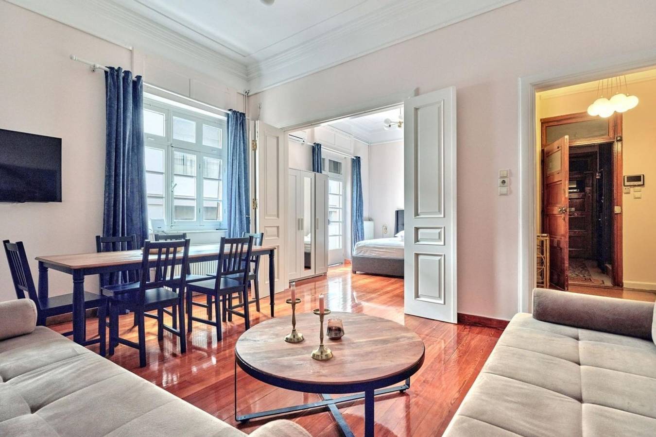 Entire apartment, Elegant apartment in Syntagma square in Central Section of Athens, Athens