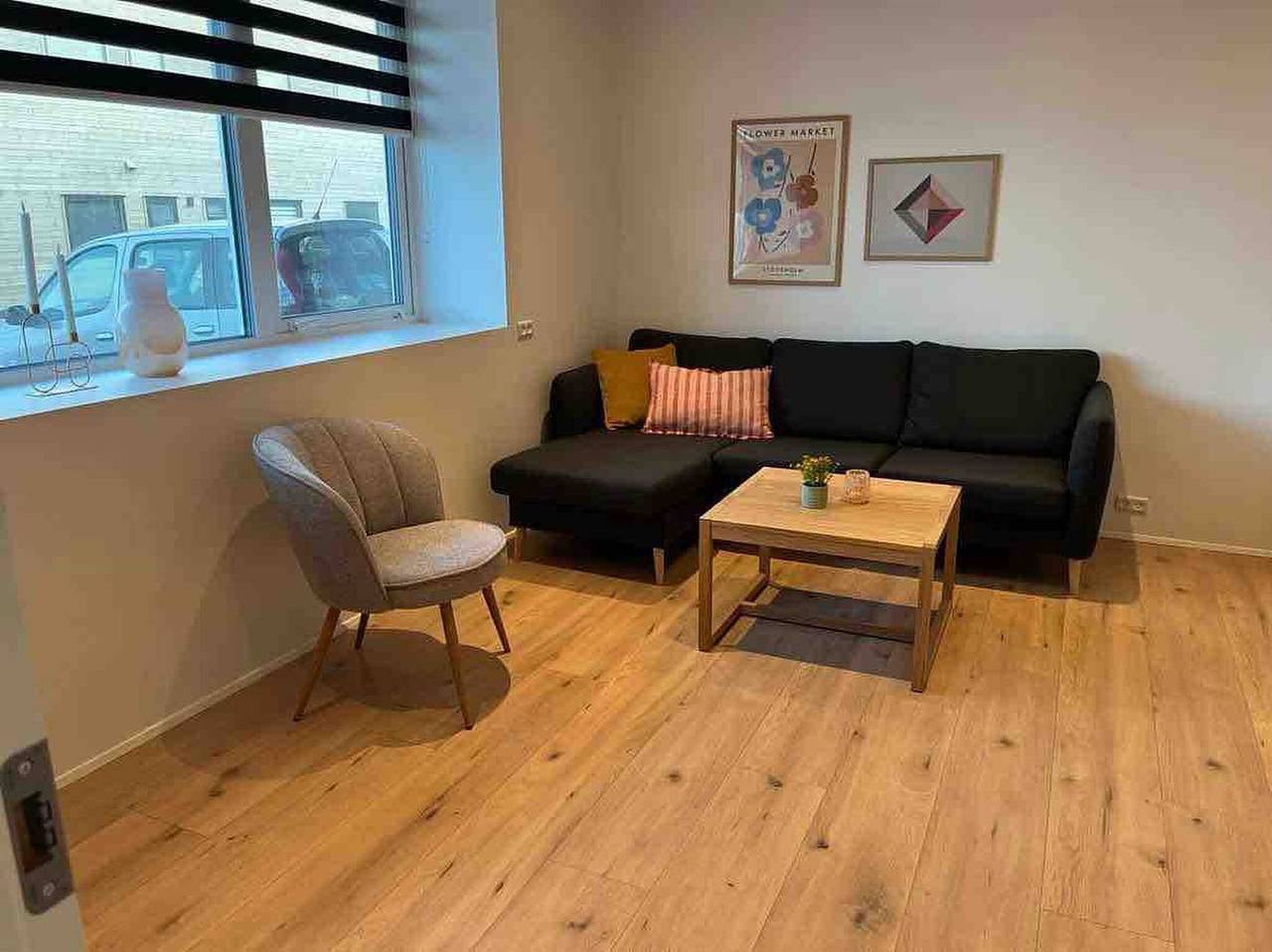 Ganze Wohnung, Gemütliches Apartment mit Meerblick in Hoyvík, Färöer in Färöer