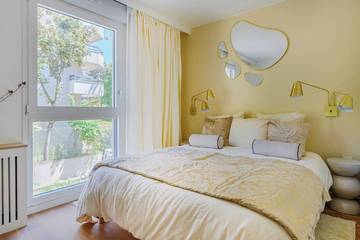 Appartement De Vacances pour 4 Personnes dans Suresnes, Hauts-de-Seine, Photo 2