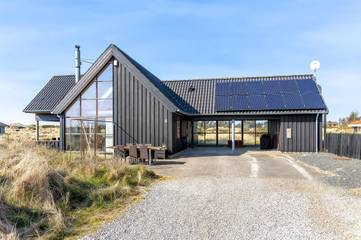 Ferienhaus für 8 Personen, mit Terrasse und Whirlpool in Jammerbugt
