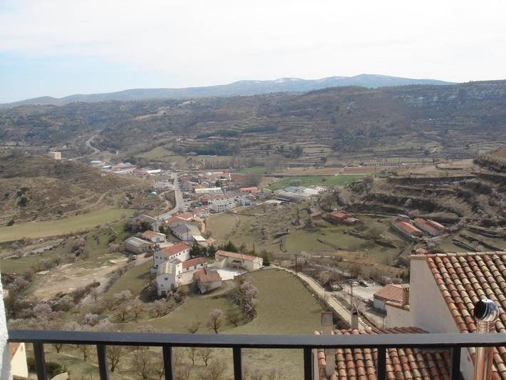 Casa rural para 6 personas, con balcón y vistas en Els Ports - 3