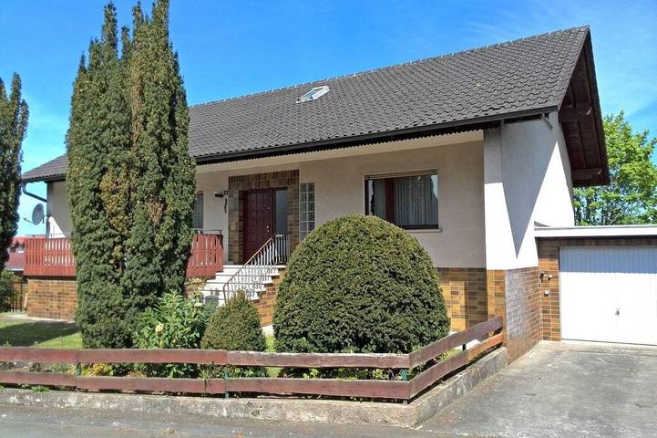 Ferienhaus für 8 Personen, mit Garten und Sauna sowie Balkon