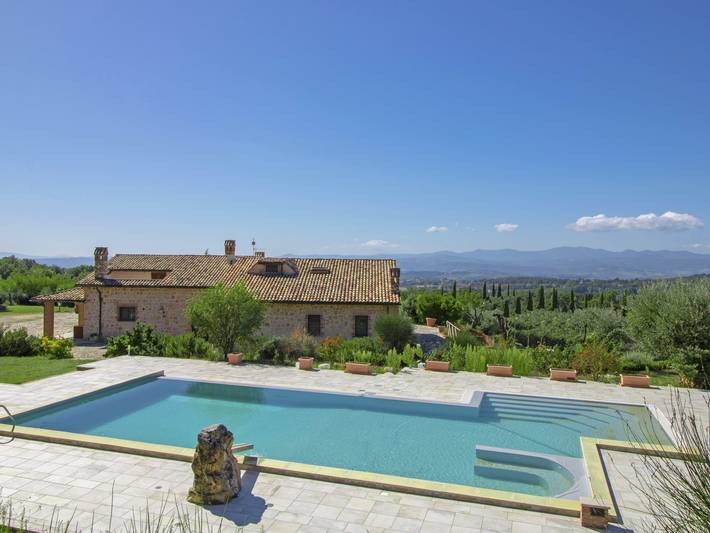 Casa vacanza per 10 persone a Massa Martana