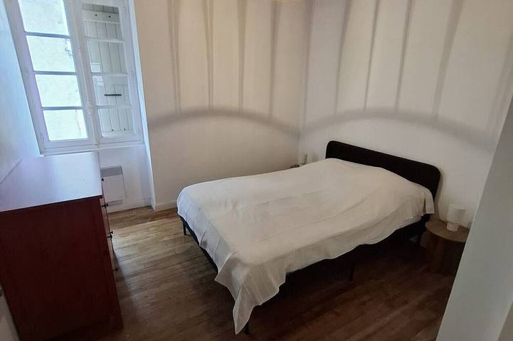 Location de vacances pour 8 personnes, avec jardin et piscine à Pontcirq - 4