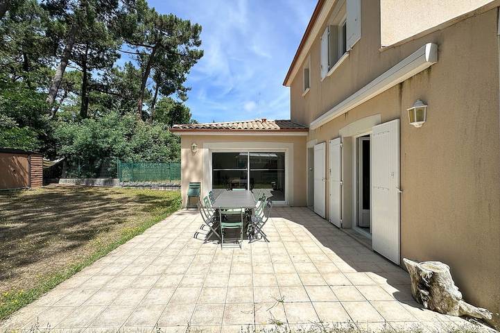 Villa pour 12 personnes, avec terrasse dans La Palmyre