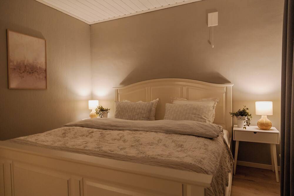 Ganze Wohnung, Apartment with stunning fjord view near Ålesund in Ålesund