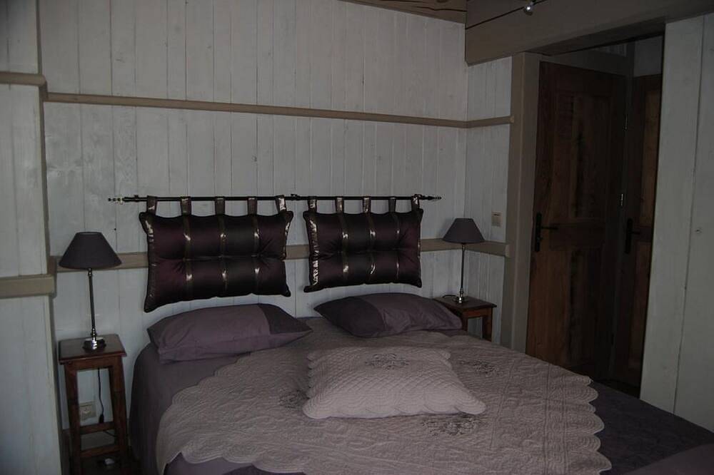 Chambre Capucine-Zweibettzimmer-Ensuite mit Bad-Superior-Parkblick in Tendu, Châteauroux und Umgebung