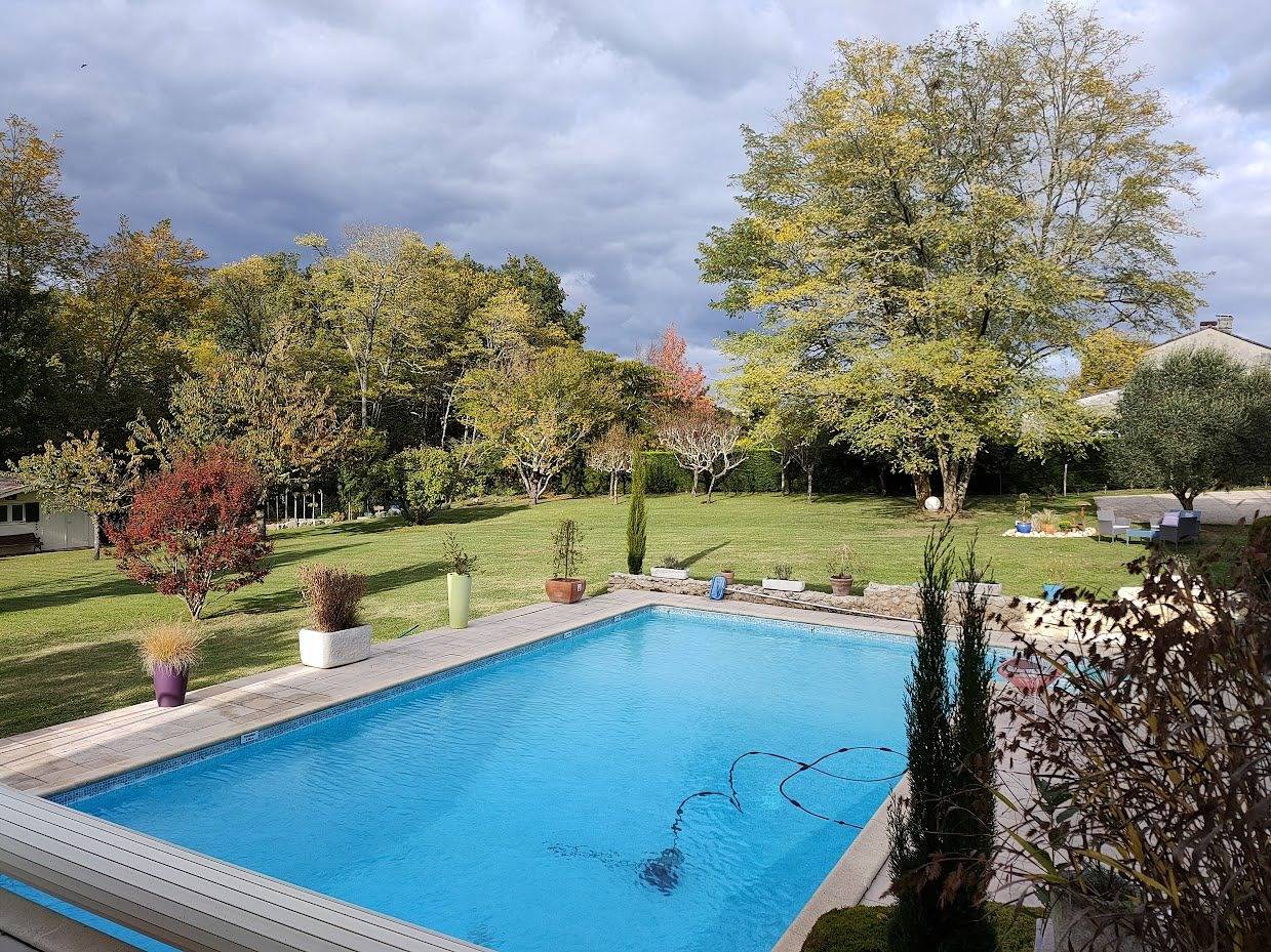 Chambres d'hôtes Puisseguin - Saint-Émilion - Chambre "La mansarde" in Puisseguin, Région de Libourne