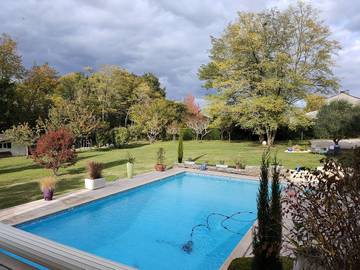 Chambre d’hôte pour 2 personnes, avec piscine et jardin à Puisseguin