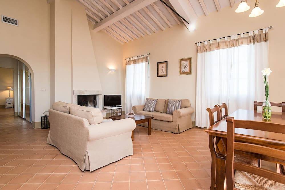 Hel leilighet, Koselig leilighet med 2 soverom i Trequanda in Trequanda, Provinsen Siena