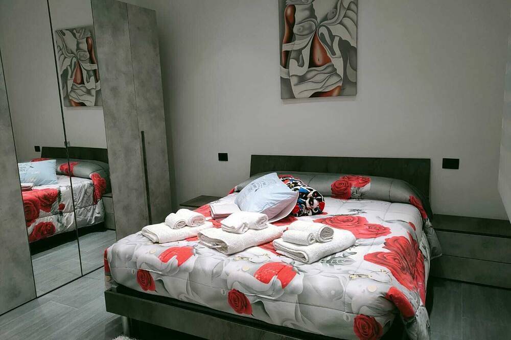 Ganze Wohnung, Beautiful Vigevano Apartment in Vigevano, Pavia Provinz