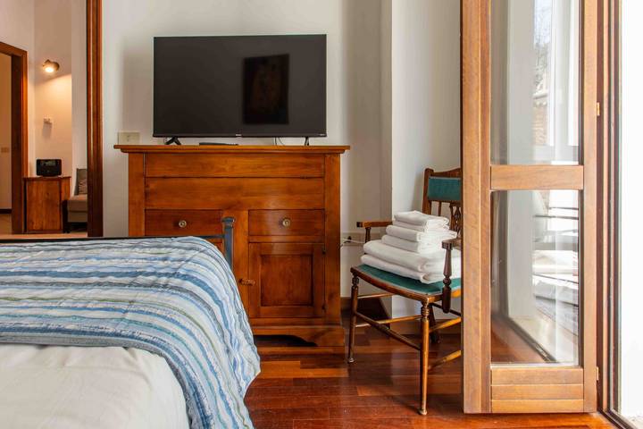 Appartamento per 4 persone, con balcone e panorama nonché giardino ad Assisi