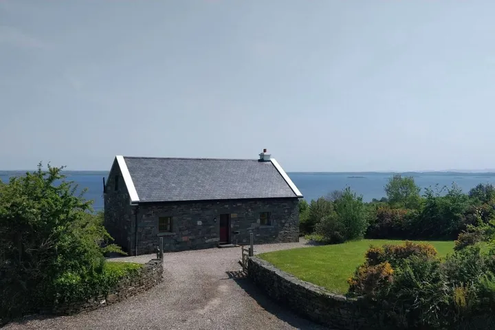 Three-Bedroom House in Castlebar, Lough Mask