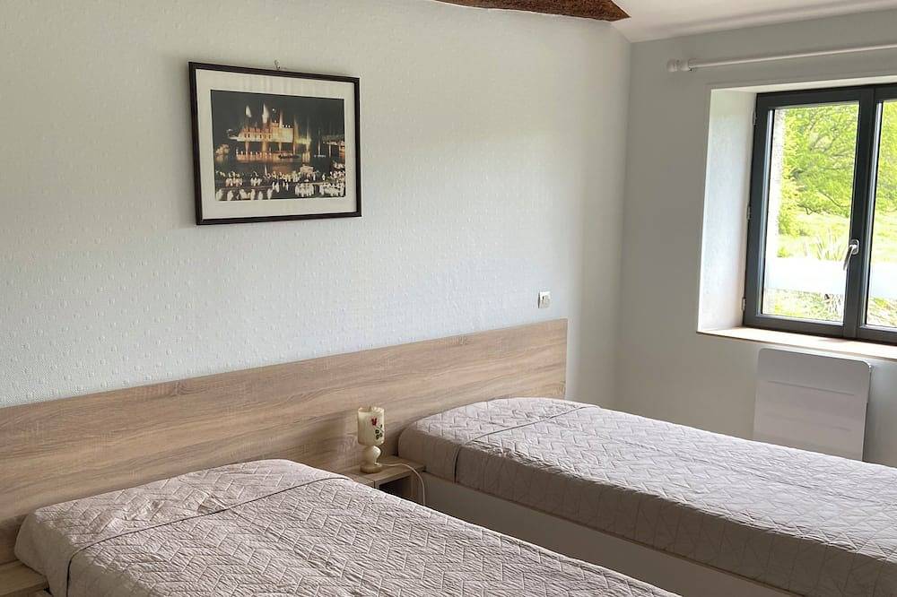 Cama de la vida humana en el Poiré sur Vie Vendée in Le Poiré-sur-Vie, Valle del Loira