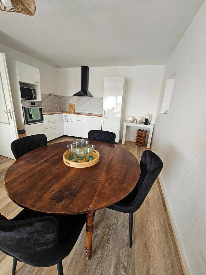 Appartement de vacances pour 6 personnes, avec vue et terrasse, animaux acceptés