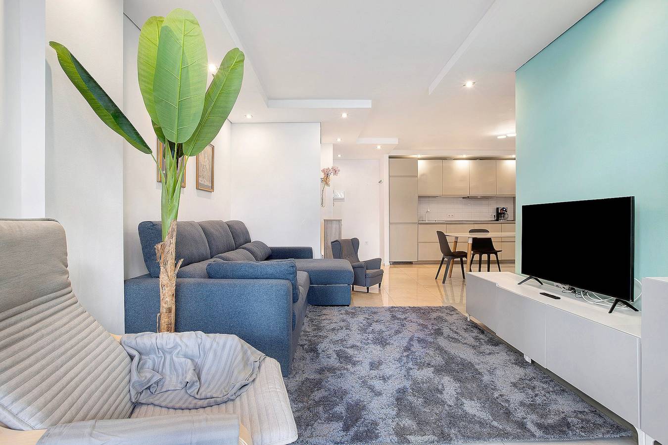 Entire apartment, Apartment 'Casa Evita' with Mountain View, Wi-Fi and Air Conditioning in Benalmádena Costa, Benalmádena