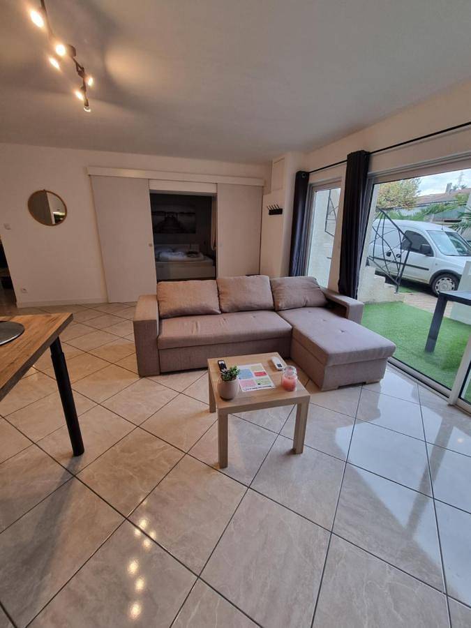 Gîte pour 4 personnes, avec jardin et terrasse à Chavanay - 2