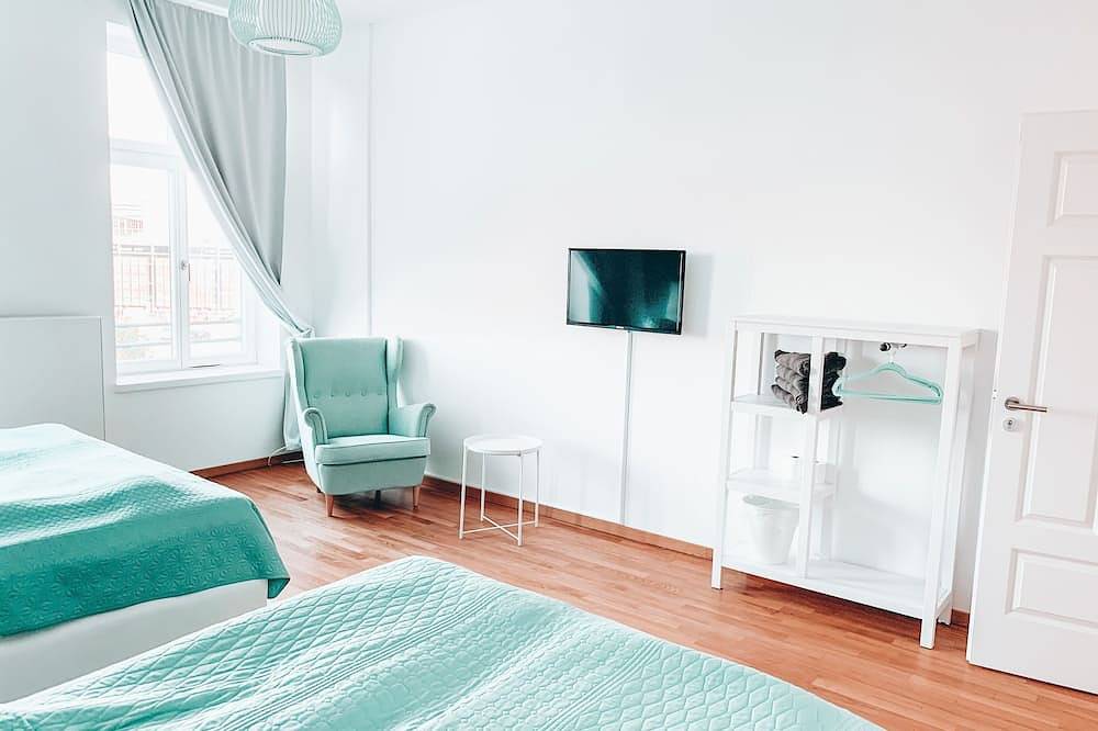 Ganze Wohnung, *Modern* Studio mit Wohnküche - Luga Homes - Stadthaus in Leipzig Mitte, Leipzig