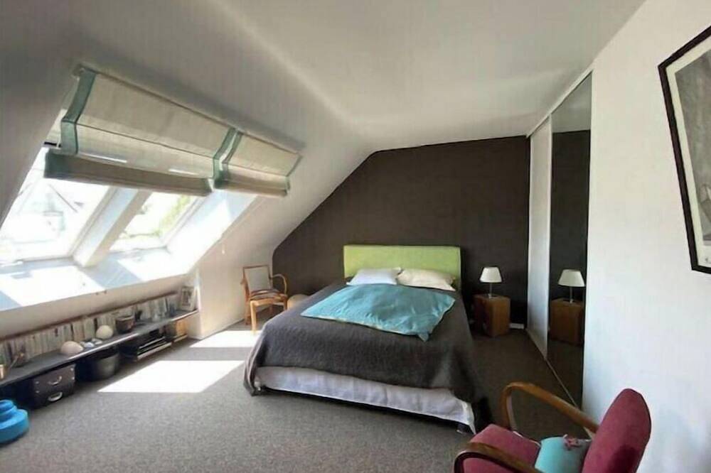 Grande Maison de Famille. in Ploemeur, Côte des Mégalithes