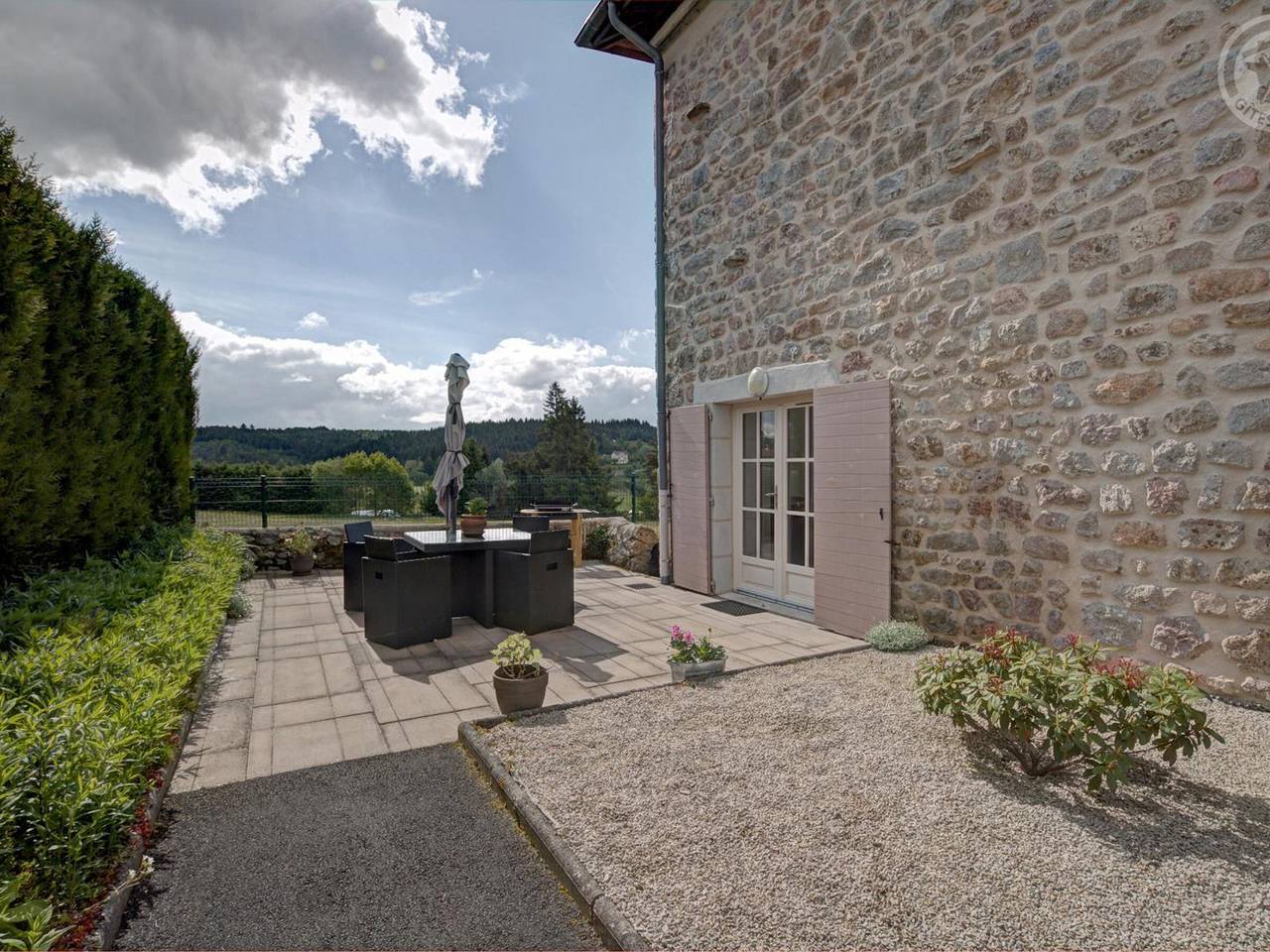 Gîte moderne au cœur de la nature - 4 pers. in Usson-en-Forez, Montbrison