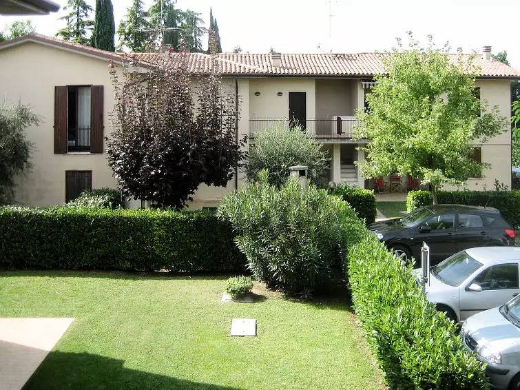 Apartamento entero, 2 Habitaciones 4 Personas in Lazise, Montañas Garda