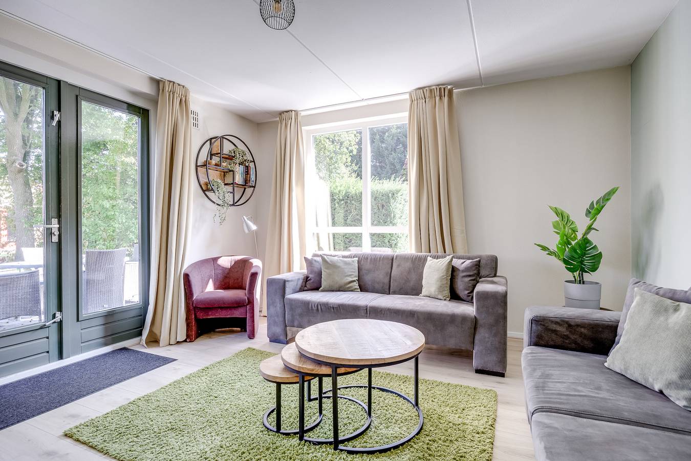 Vakantiepark 't Broeckhuys — 6 - Persoons Lake Area 40 Bungalow in Betuwe