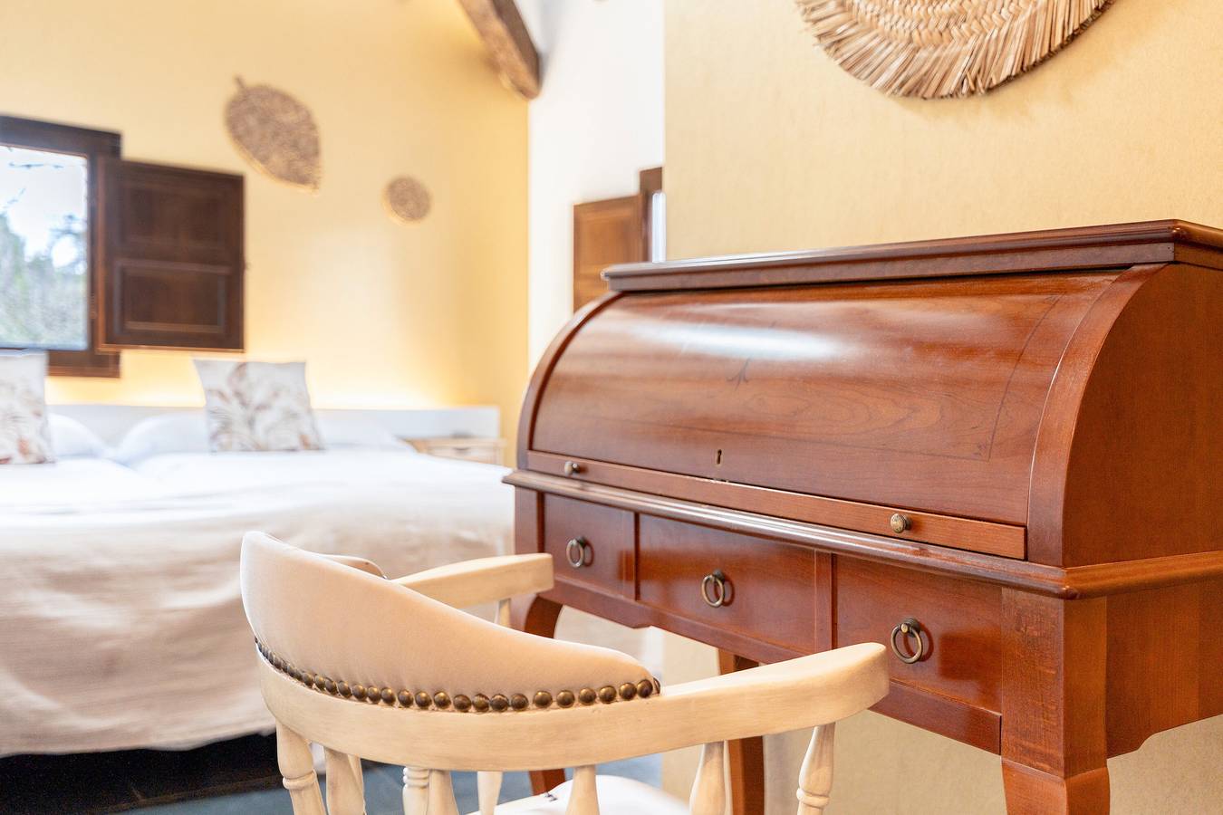 Zimmer 'Sol' mit Bergblick, Wi-Fi und Klimaanlage in Navajas, Castellón Provinz