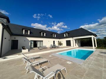 Cottage pour 10 personnes, avec piscine et jardin à Canapville