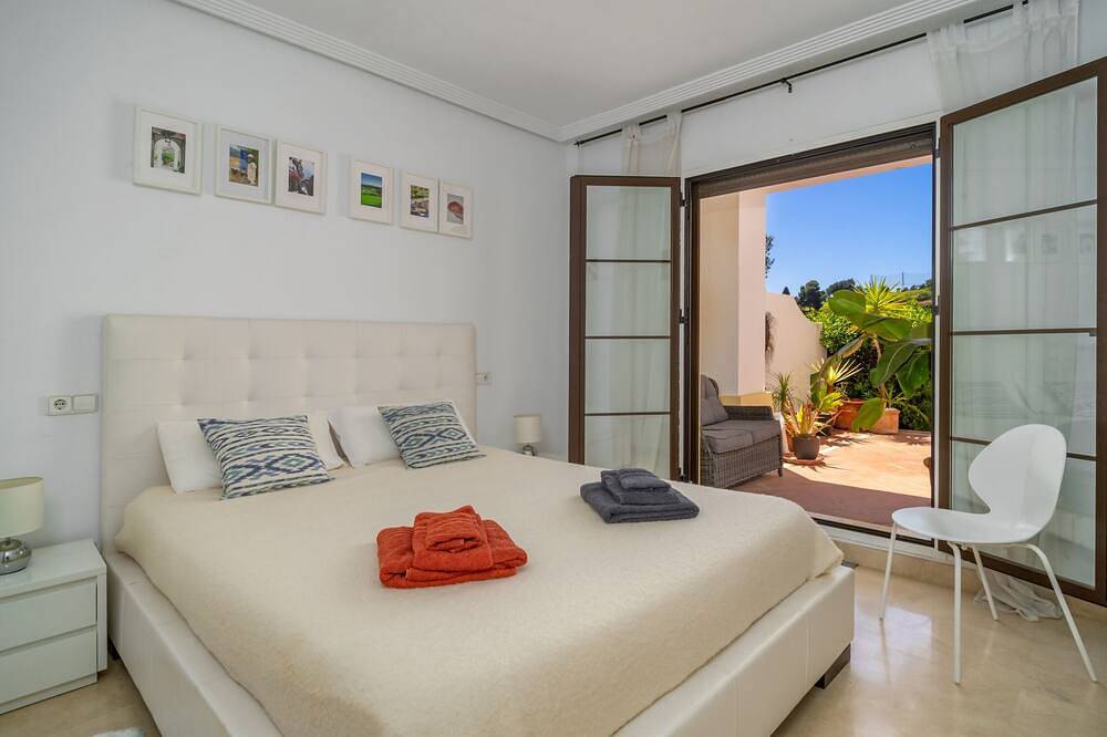 Entire apartment, Los Arqueros Golf Views by Lica Homes in Los Arqueros Golf and Country Club, Benahavís