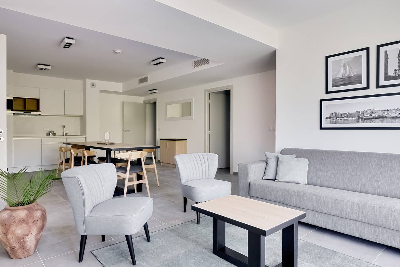 Evancy Vence — New deluxe suite for 8 people with 3 bedrooms in Vence (Alpes Marítimos), Costa mediterránea (Francia)