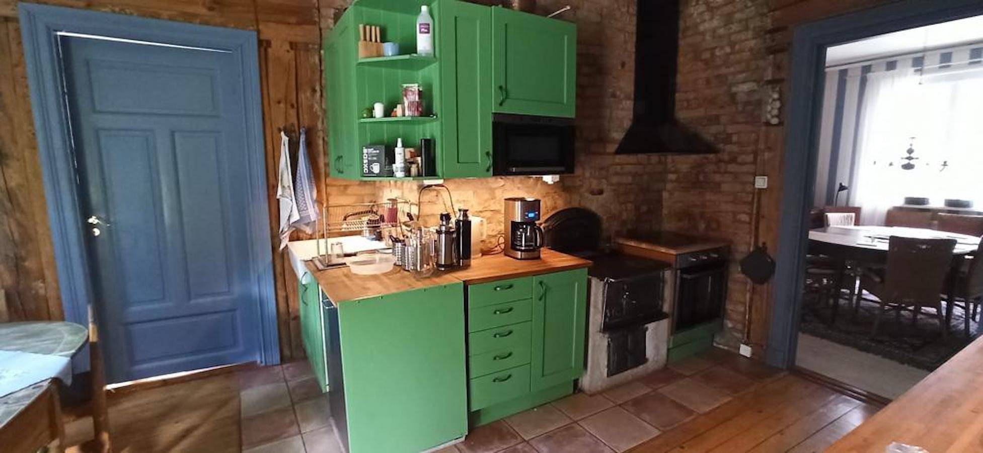 Grosses, geräumiges Ferienhaus in Alleinlage mit Wintergarten - Hot tub - Pool - Sauna in Kronoberg
